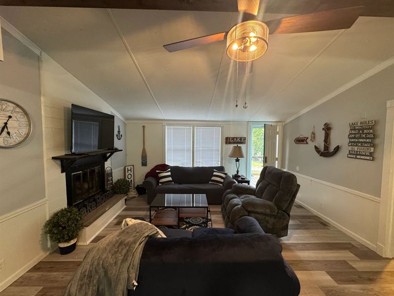 Home On Rough River Lake in Grayson : Falls Of Rough : Grayson County : Kentucky