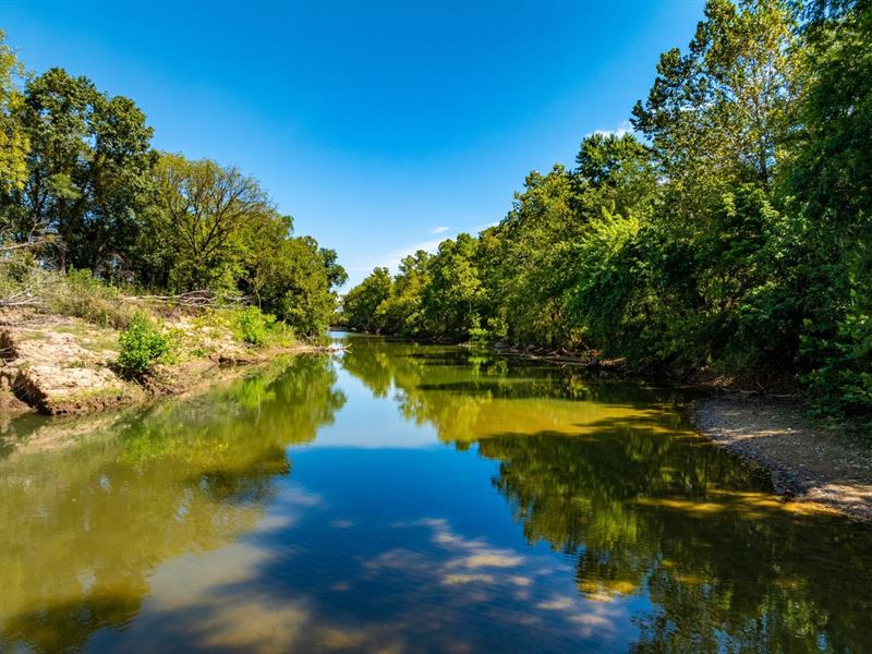 130 Acres, 1/2 Mile of Strawberr : Smithville : Lawrence County : Arkansas