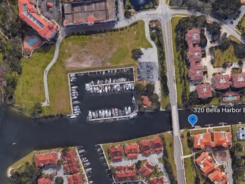 Beautiful Bella Harbor Boat Slip : Palm Coast : Flagler County : Florida