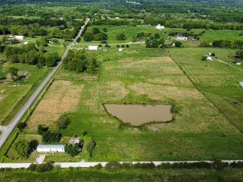 Missouri Country Home and Acreage : Calhoun : Henry County : Missouri