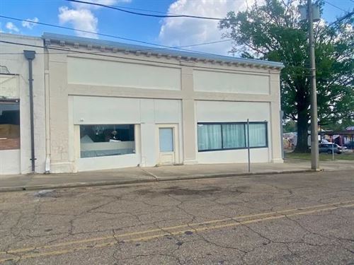 Commercial Building On 125 S Front : McComb : Pike County : Mississippi