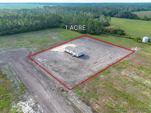 1.5 Acres in 4038 Lake Mayers Road : Baxley : Appling County : Georgia