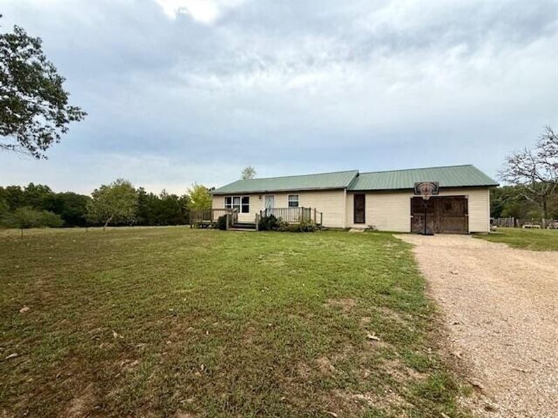38 Acres, Joins 100'S of Acres : Birch Tree : Shannon County : Missouri