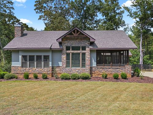 Charming Low-Maintenance Home Minut : Auburn : Lee County : Alabama