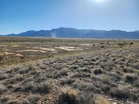 Your Quiet Desert Spot : El Cerro Mission : Valencia County : New Mexico