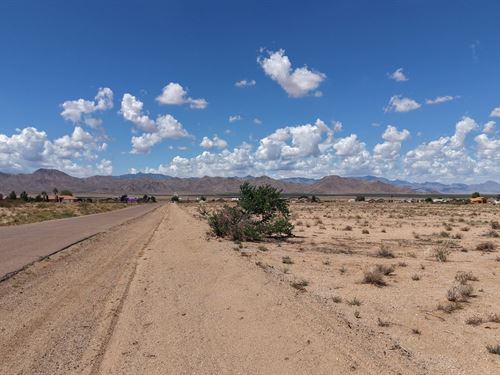 .23 Acres in Valle Vista : Kingman : Mohave County : Arizona