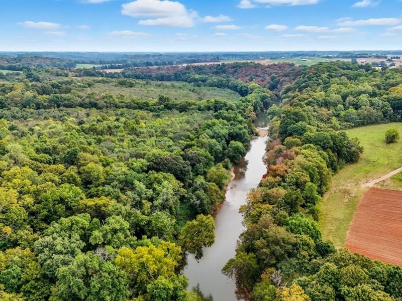 Red River Farms, 210 Acres with 1 : Adams : Robertson County : Tennessee