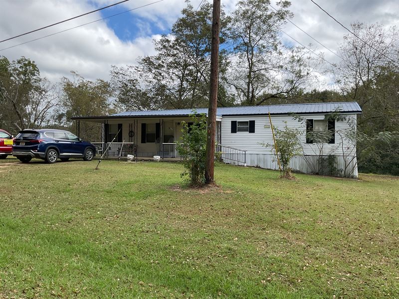 S Bolling Ave Mobile Home-5.76 Acre : Luverne : Crenshaw County : Alabama