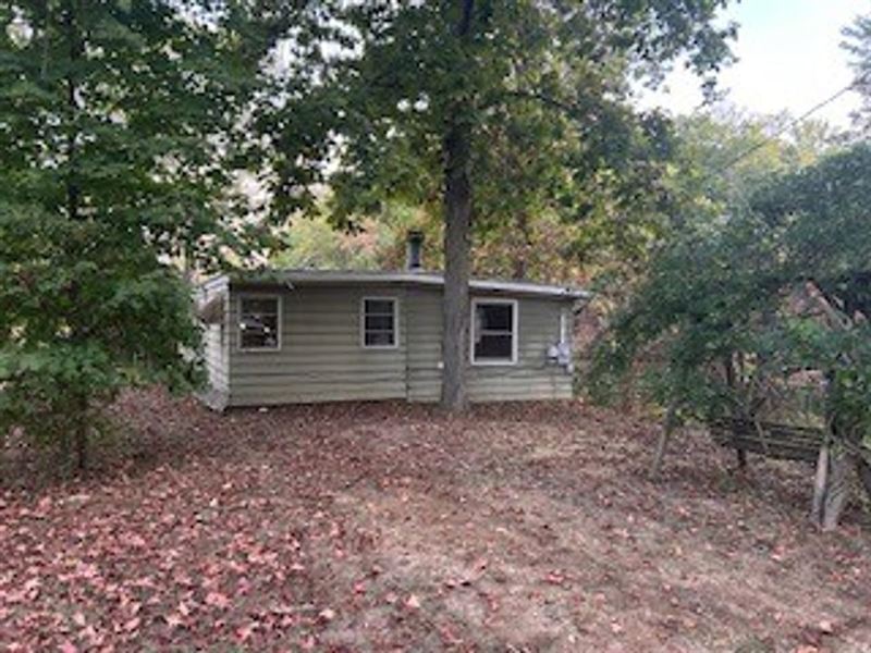 Lake House for Sale in Vigo County : Brazil : Vigo County : Indiana