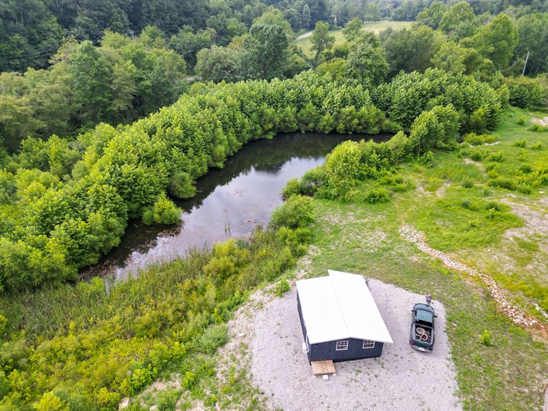 Catch and Relax Cabin, Pond, Creek : Jackson : Jackson County : Ohio