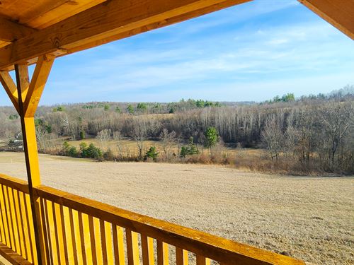 Serenity Cabin at Scenic View : Crooksville : Perry County : Ohio