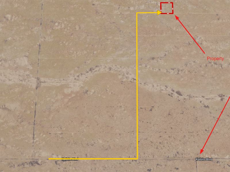 Trashed up 5th Wheel on 2.5 Acres : Kingman : Mohave County : Arizona