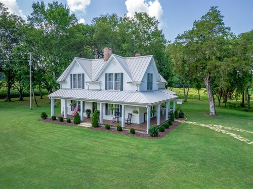 37 Acres, Farmhouse, Creek, Pond : Florence : Lauderdale County : Alabama