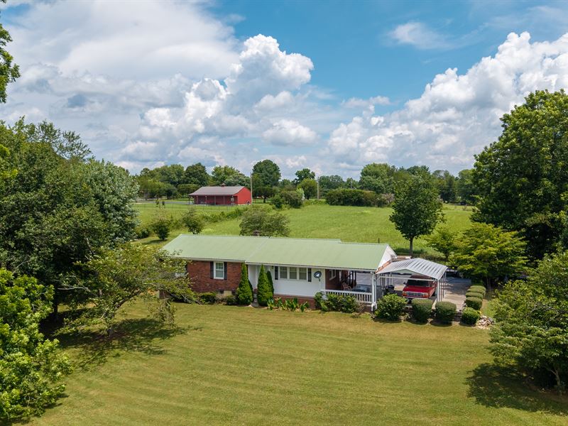 11 +/- Ac, Brick Home, Pers. Prop : Livingston : Overton County : Tennessee