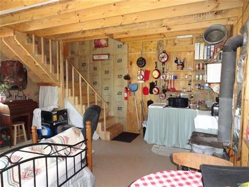 With Offgrid Cabin/Won't Last : Salem : Dent County : Missouri