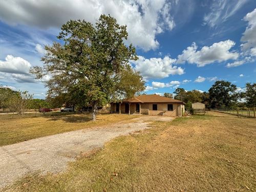 18 Sutterfield Lane, Huntsville : Huntsville : Walker County : Texas