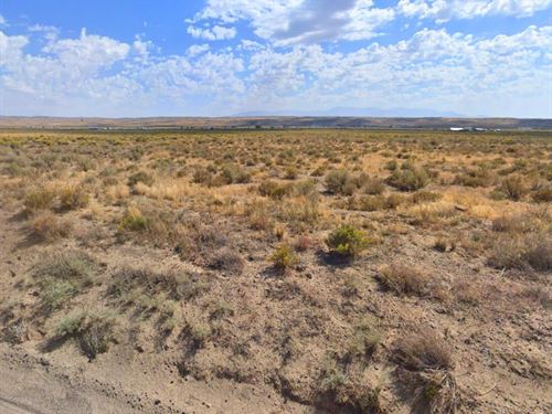 Wide-Open Lot Close to Elko : Osino : Elko County : Nevada