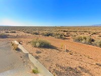 Level Lot with Remote Charm : Belen : Valencia County : New Mexico