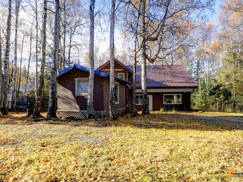 Cute Lil Cottage : Anchorage : Anchorage Borough : Alaska