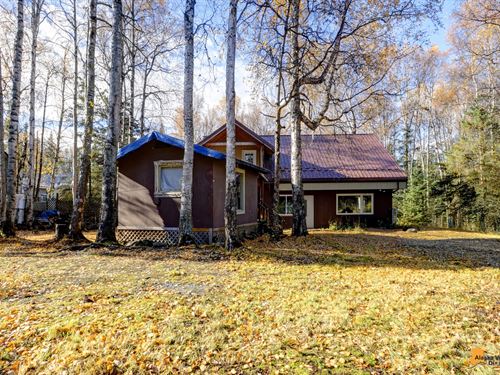 Cute Lil Cottage : Anchorage : Alaska