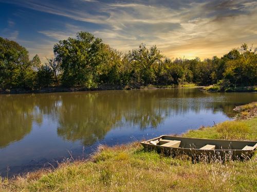 Premier Mixed-Use Ranch : Coalgate : Coal County : Oklahoma