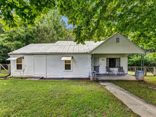 Country Living with a Creek : Parrottsville : Cocke County : Tennessee