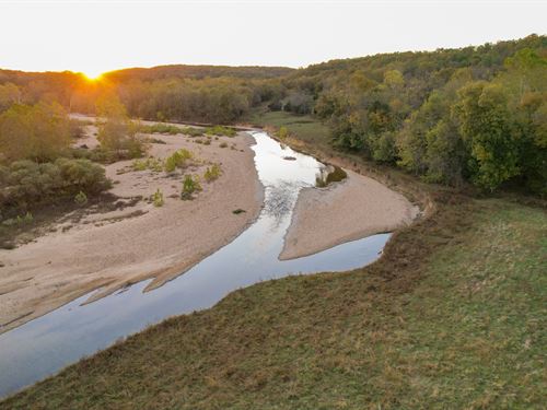 Turkey Hollow Ranch : Mountain View : Texas County : Missouri