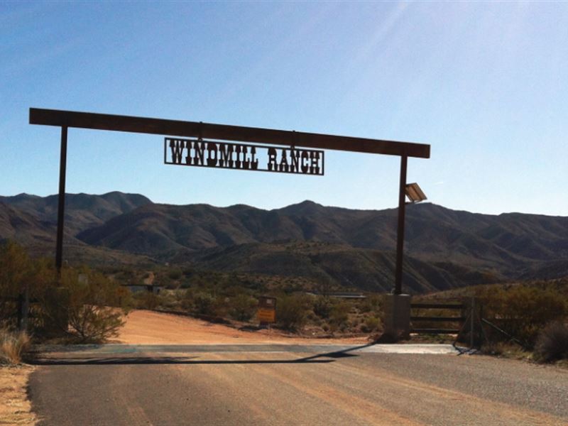 40 Acres Backing State Land : Wikieup : Mohave County : Arizona