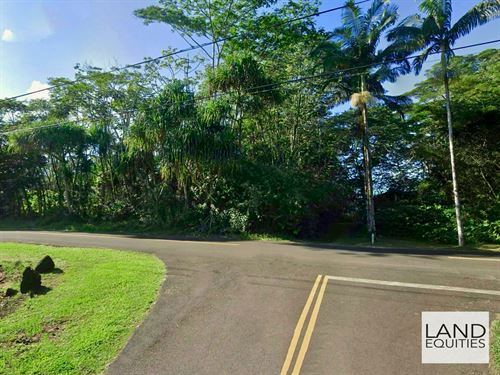 Short Walk To The Ocean : Pahoa : Hawaii County : Hawaii