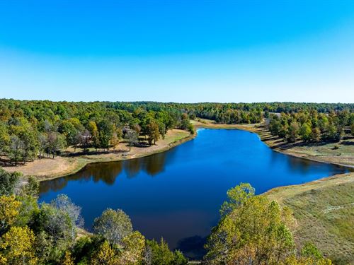 750 Acre Working Cattle Ranch : Viola : Fulton County : Arkansas