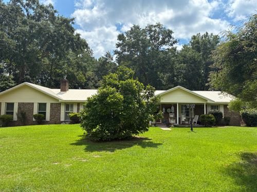 House And 6 Acres : Eutaw : Greene County : Alabama