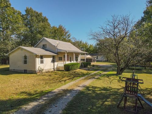 3-Bed Home on 2 Acres For Sale : Poplar Bluff : Butler County : Missouri