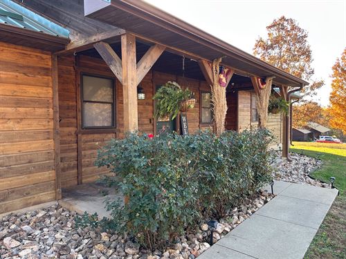 Country Home, Surveyed, Shop : West Plains : Howell County : Missouri