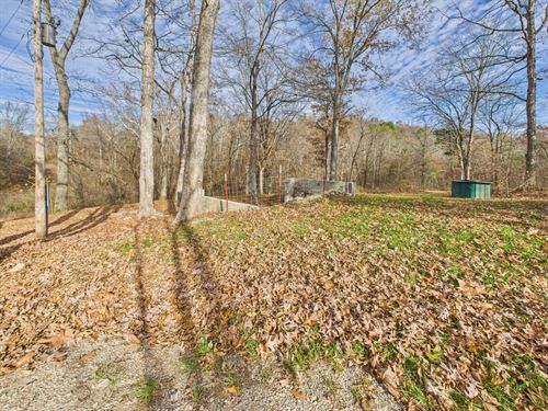 3 Bed 2.5 Bath Log Home in Silva : Silva : Wayne County : Missouri