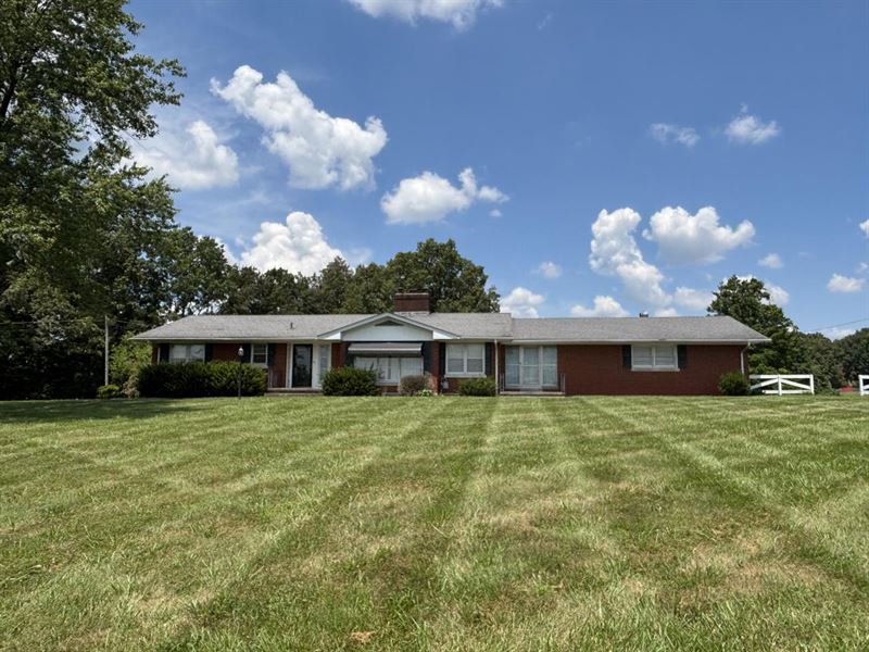 Auction 3Bd/2Ba Home 4+/- Acres : Vine Grove : Hardin County : Kentucky