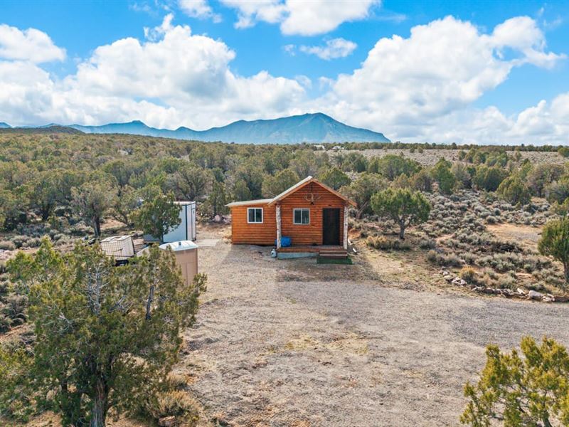 Off-Grid Cabin and Land in DE Beque : De Beque : Mesa County : Colorado