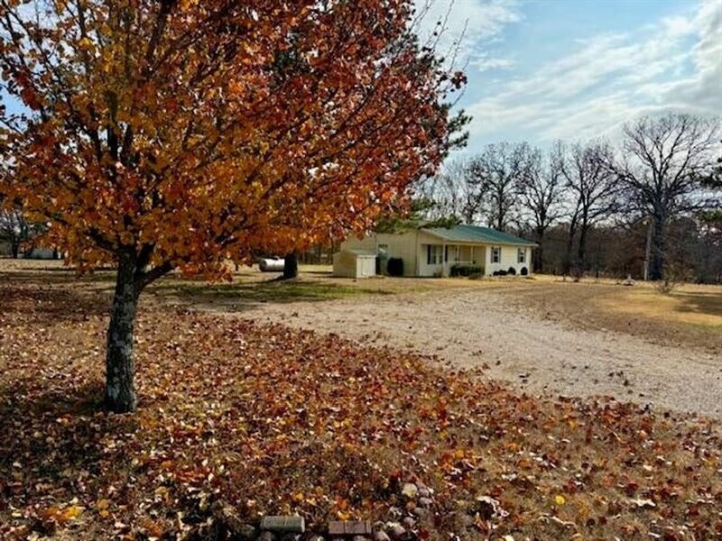 3 Bed 2 Bath, Small Shop Building : Hartshorn : Texas County : Missouri