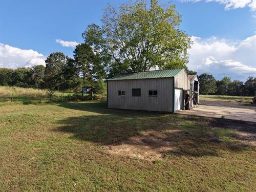 A Home on 4 Acres in Van Buren Coun : Clinton : Van Buren County : Arkansas