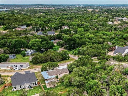 Granbury TX Lot in Comanche Cove : Granbury : Hood County : Texas