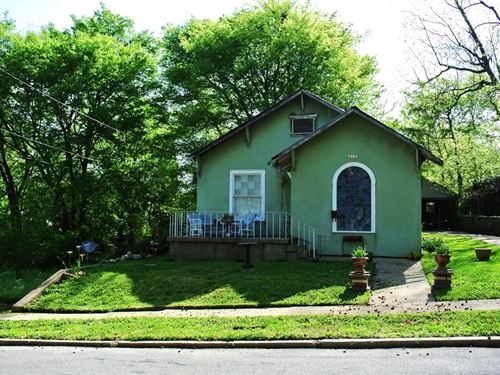 Cozy Cottage : Poplar Bluff : Butler County : Missouri