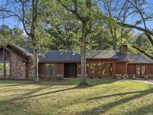 Home in Madison County at 3668 N : Canton : Madison County : Mississippi