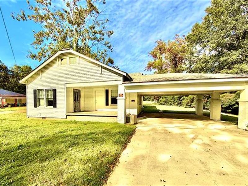 Home in Sunflower County at 323 : Ruleville : Sunflower County : Mississippi