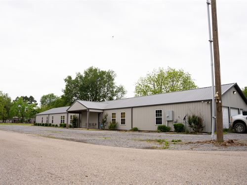 Winter Timber Lodge : Grubbs : Jackson County : Arkansas
