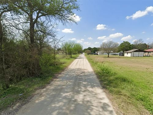 Double Lot Near Lake Whitney, TX : Whitney : Hill County : Texas