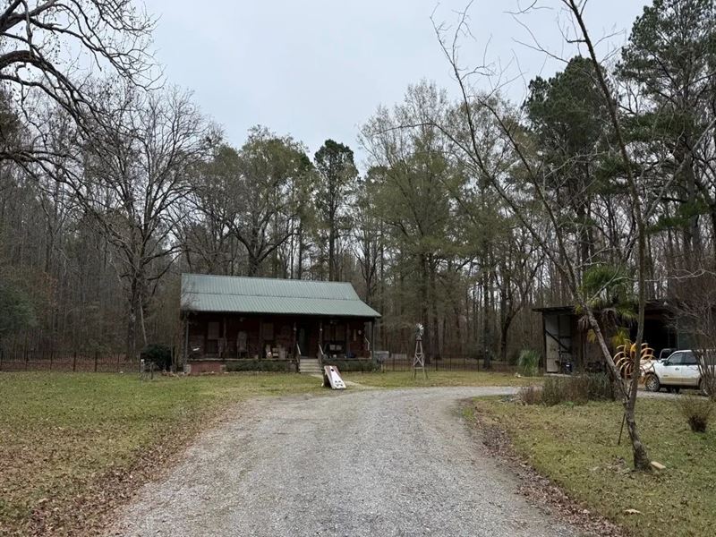 2.76 Acres with a Cabin in Oktibbeh : Starkville : Oktibbeha County : Mississippi