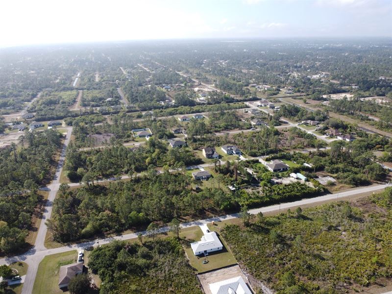 Your Dream Awaits : Lehigh Acres : Lee County : Florida