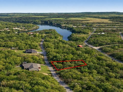 .23 Acre Close to Lake Tansi : Crossville : Cumberland County : Tennessee