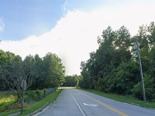 Peaceful Setting Close to Danville : Danville : Danville City County : Virginia