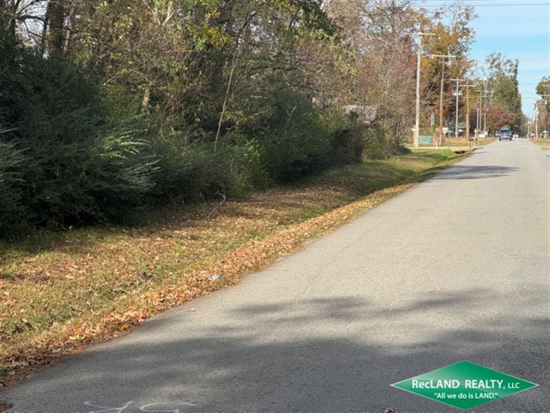 3 Ac Wooded Home Lot : Hamburg : Ashley County : Arkansas