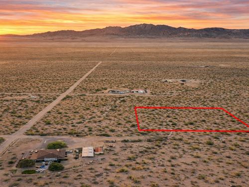 2.35 Acre Power Nearby, $275/Mo : Golden Valley : Mohave County : Arizona